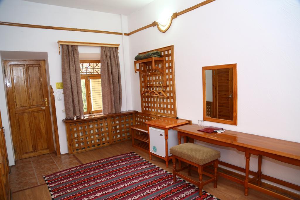 Malika Classic Hotel ซามาร์คันด์ ภายนอก รูปภาพ